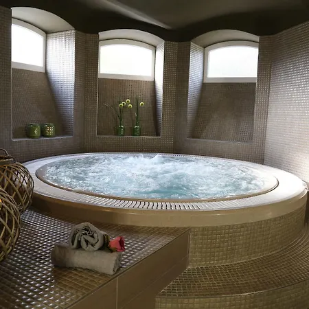Grohmann 4* Lipová-lázně